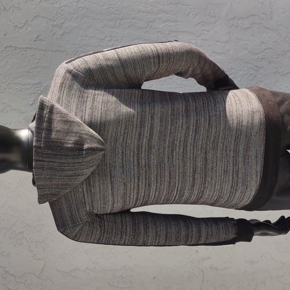 SIX LINCOLN New York Men's Cotton/Polyester Blend (3) Button Pull Over Hoodie - Picture 10 of 17